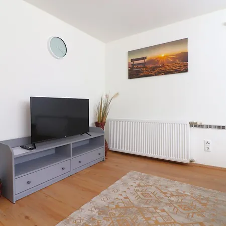 Montfort - アパート *